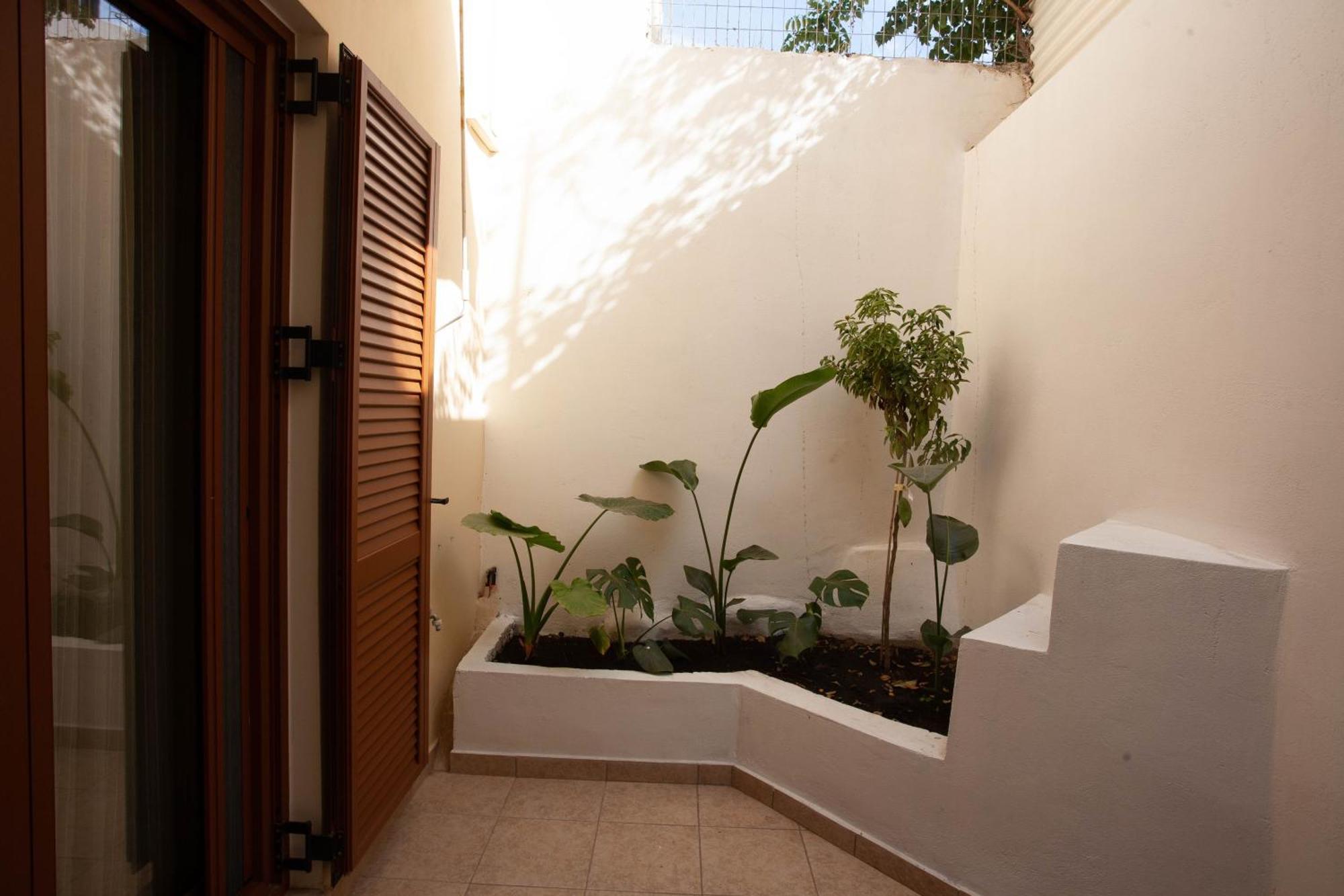 Blue Jasmine Apartments Chania  Buitenkant foto